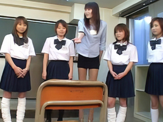 Japanese Teen Gets Her First Lesbian Experience with Female Anatomy